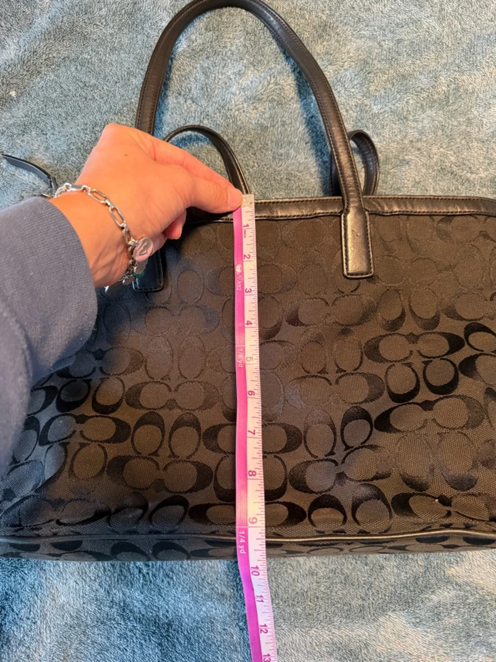 Coach Signature Canvas‎ Tote Bag in Black